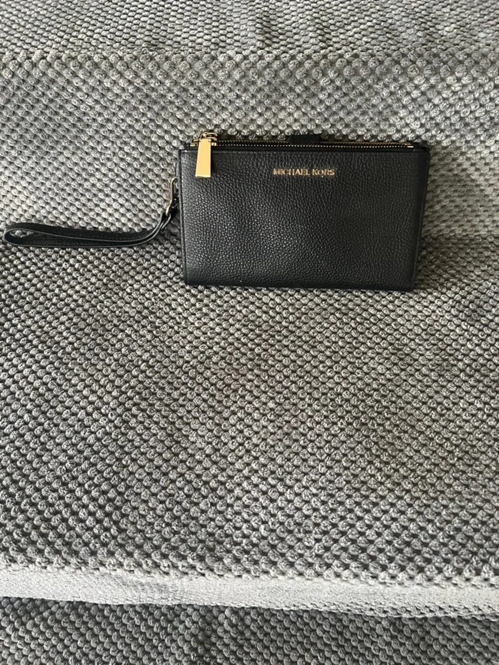 Michael kors Jet Set Large Leather Smartphone Wristlet Wallet